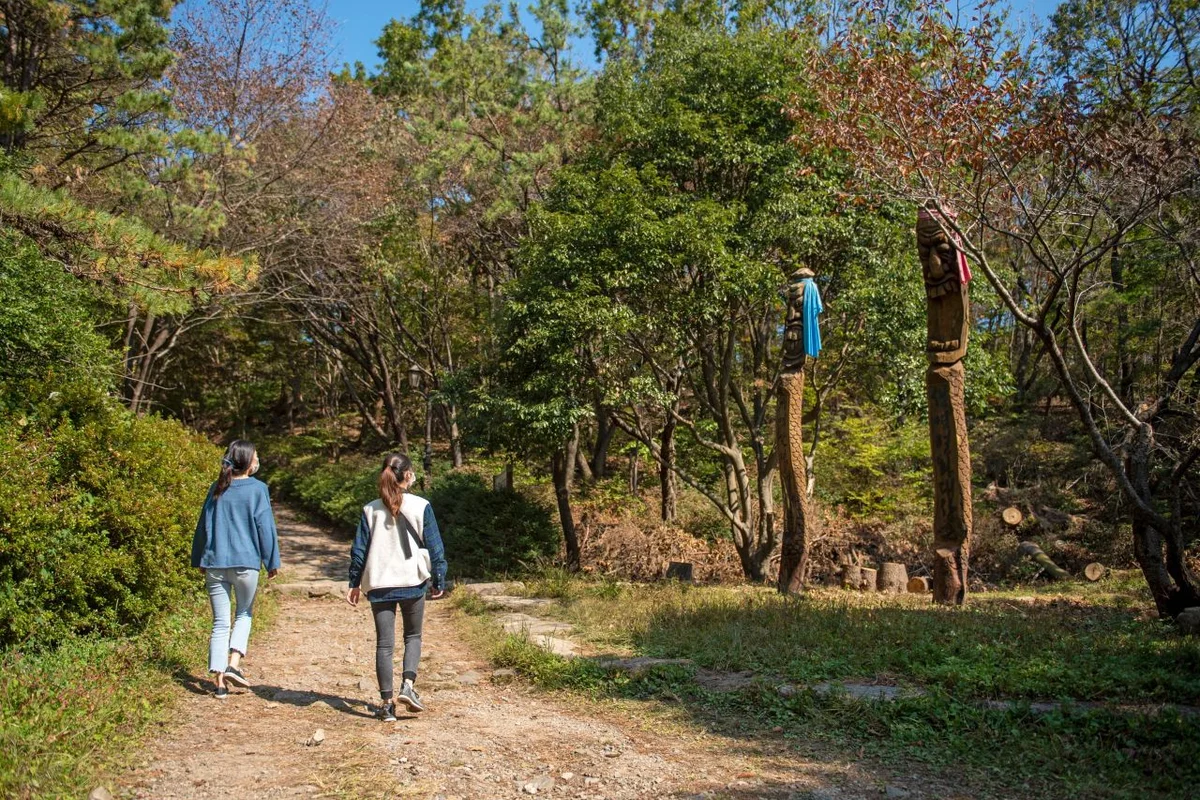 금정구 물놀이터: 온천천 어린이 물놀이장 - 금정구 여행