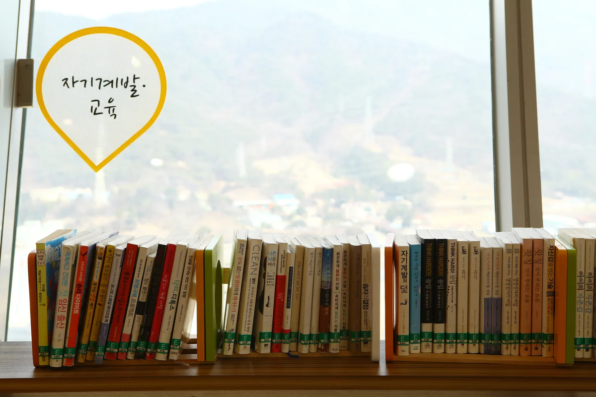 롯데백화점 건대스타시티점, 복합 문화 공간 - 건대입구 여행